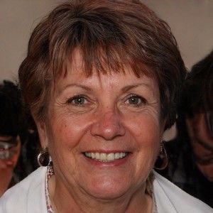 Meet your Posher, Simmone